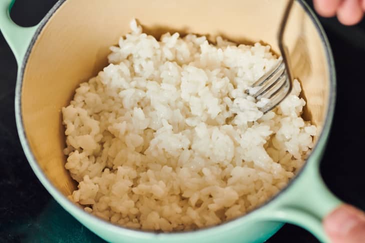 calrose rice in a pot